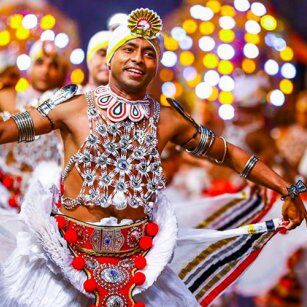 Kandy Day Tour Experience in Sri Lanka - Go Lanka Tour